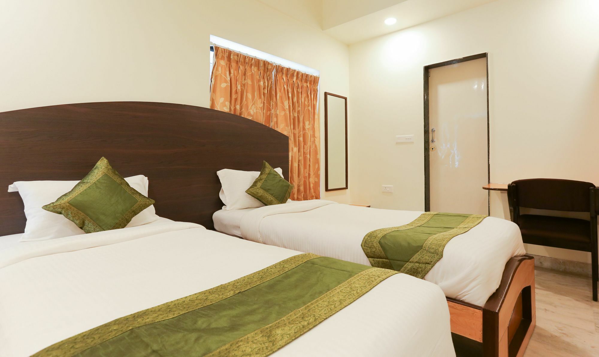 Itsy Hotels Hill View Ex Πούνε Εξωτερικό φωτογραφία