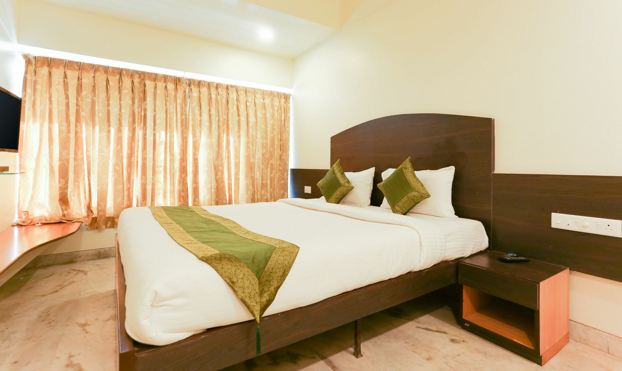 Itsy Hotels Hill View Ex Πούνε Εξωτερικό φωτογραφία